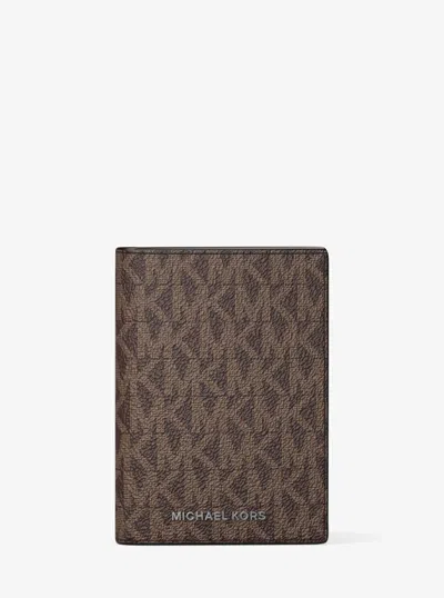 Michael Kors Hudson Signature Logo Bi-fold Card Case In Brown