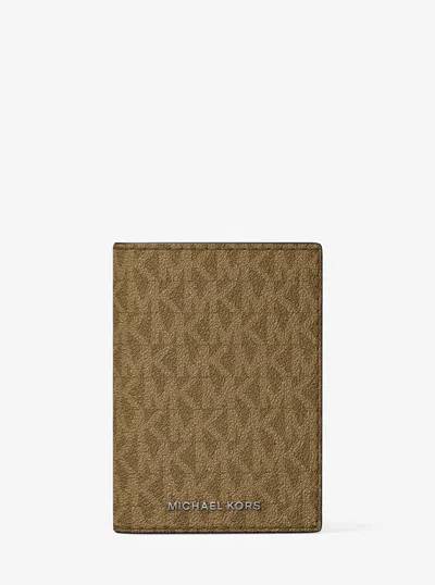 Michael Kors Hudson Signature Logo Folio Card Case In Brown