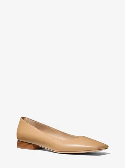 Michael Kors Isabella Leather Skimmer Flat In Natural