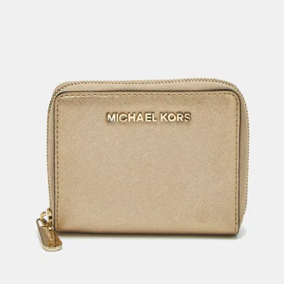 Pre-owned Michael Kors Jet Set Gold Leather Zip Around Wallet