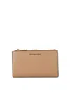 MICHAEL KORS JET SET LEATHER WALLET