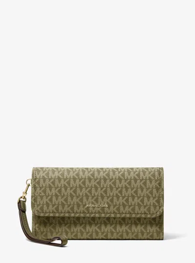 Michael Kors Jet Set Medium Signature Logo Convertible Wristlet In Green