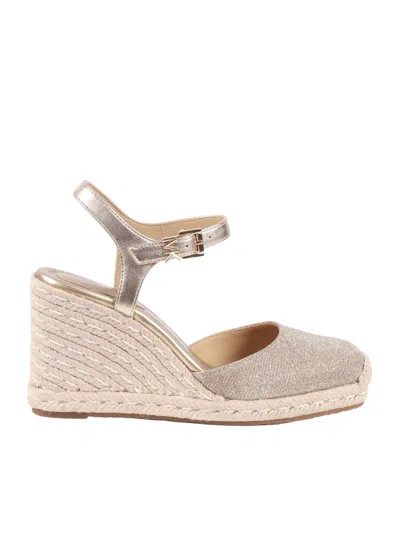 Michael Kors Kenzie Wedge In Gray