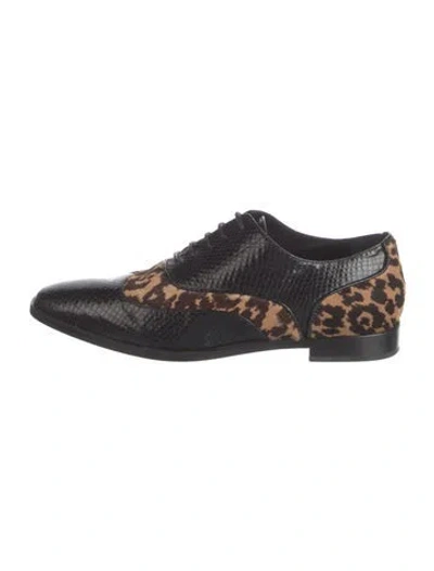 Pre-owned Michael Kors Leather Animal Print Oxfords In Black