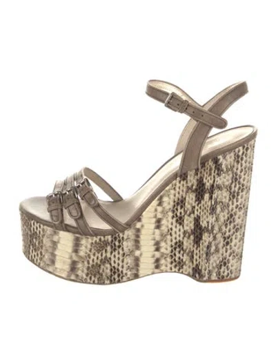 Pre-owned Michael Kors Leather Animal Print Sandals In Neutral