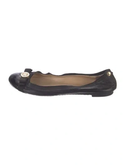 Pre-owned Michael Kors Leather Ballet Flats In Black