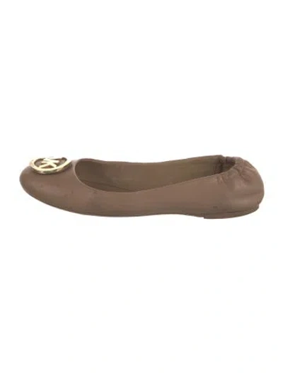 Pre-owned Michael Kors Leather Ballet Flats In Brown
