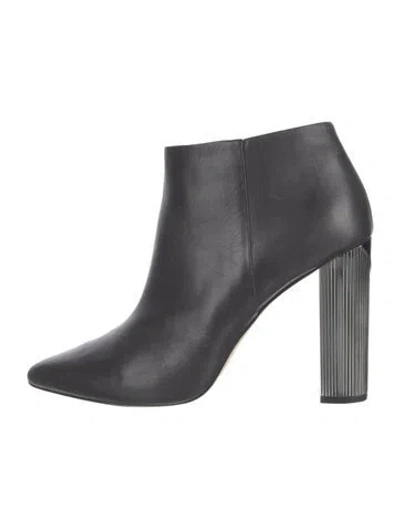 Pre-owned Michael Kors Leather Boots In Black