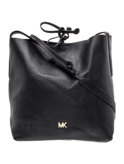 Pre-owned Michael Kors Leather Bucket Bag In Black