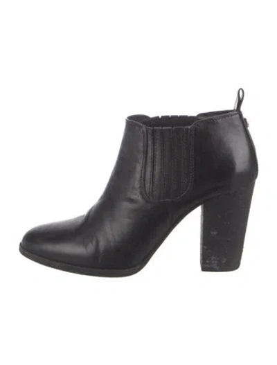 Pre-owned Michael Kors Leather Chelsea Boots In Black