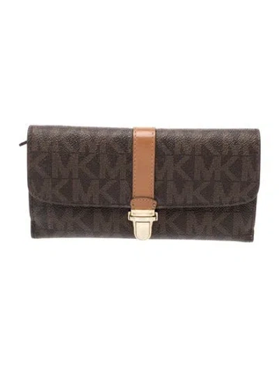 Pre-owned Michael Kors Leather Clutch In Gray