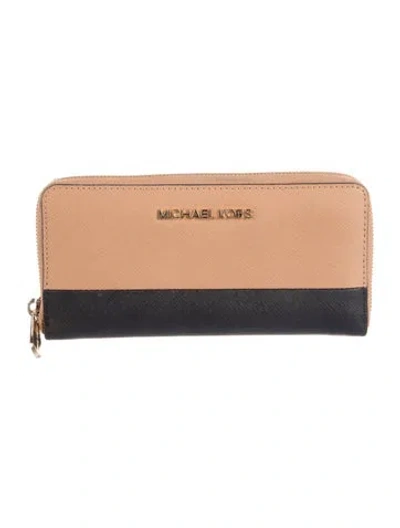 Pre-owned Michael Kors Leather Colorblock Pattern Continental Wallet In Brown
