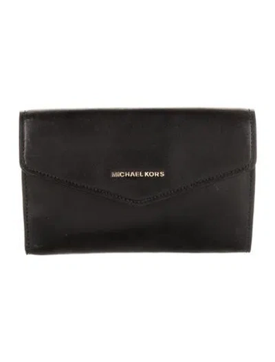 Pre-owned Michael Kors Leather Compact Wallet In Black