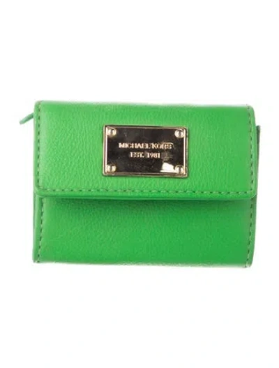 Pre-owned Michael Kors Leather Compact Wallet In Green