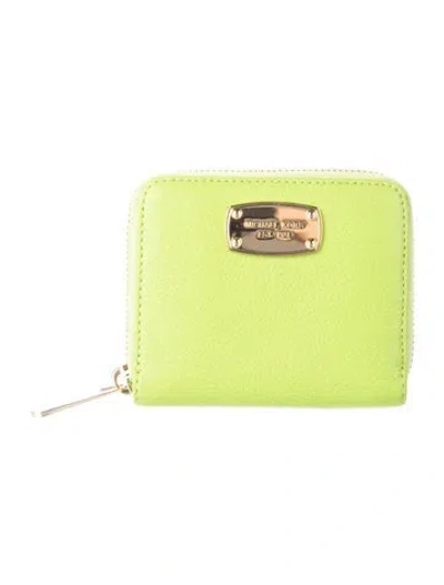 Pre-owned Michael Kors Leather Compact Wallet In Green
