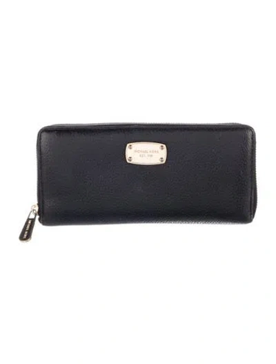 Pre-owned Michael Kors Leather Continental Wallet In Black
