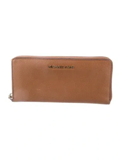 Pre-owned Michael Kors Leather Continental Wallet In Brown