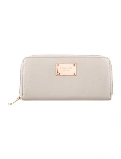 Pre-owned Michael Kors Leather Continental Wallet In Grey