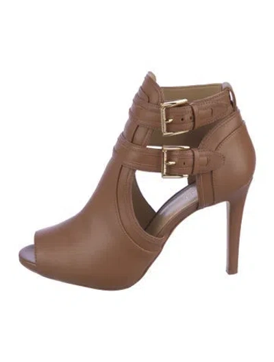 Pre-owned Michael Kors Leather D'orsay Pumps In Brown