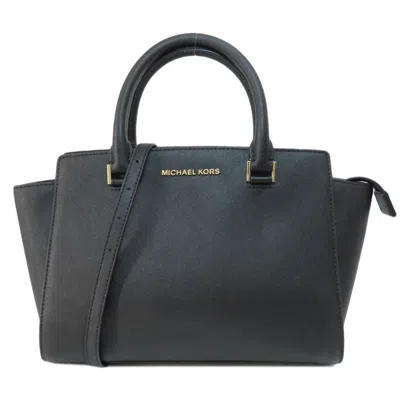 Pre-owned Michael Kors Leather Handbag () In Black