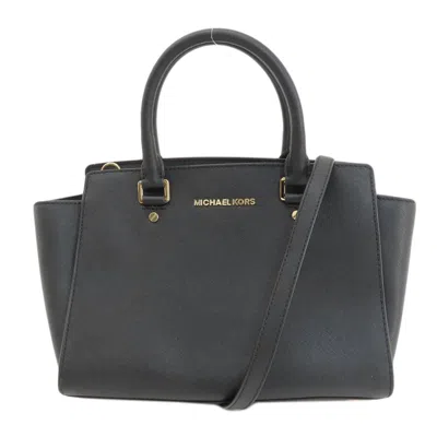 Pre-owned Michael Kors Leather Handbag () In Black