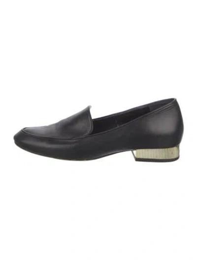 Pre-owned Michael Kors Leather Loafers In Black