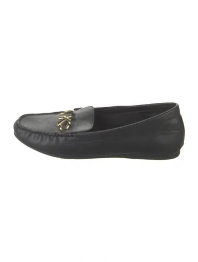 Pre-owned Michael Kors Leather Loafers In Black