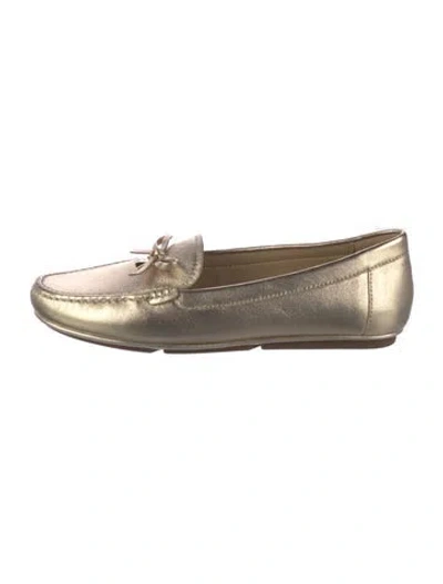 Pre-owned Michael Kors Leather Loafers In Gold
