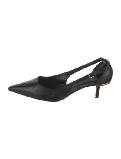 Pre-owned Michael Kors Leather Pumps In Black