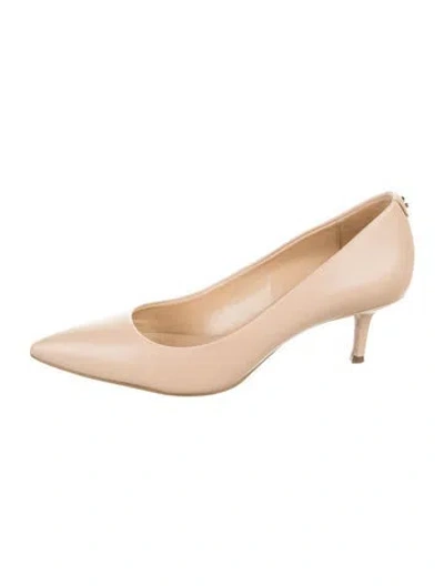 Pre-owned Michael Kors Leather Pumps In Neutral