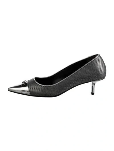 Pre-owned Michael Kors Leather Pumps In Silver