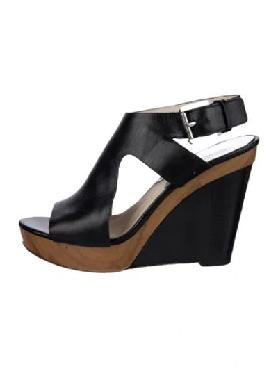 Pre-owned Michael Kors Leather Sandals In Black