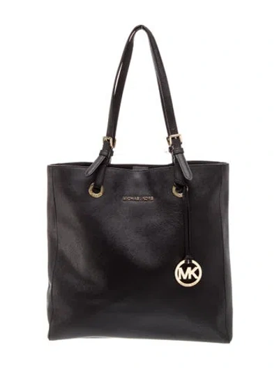 Pre-owned Michael Kors Leather Shoulder Bag In Black