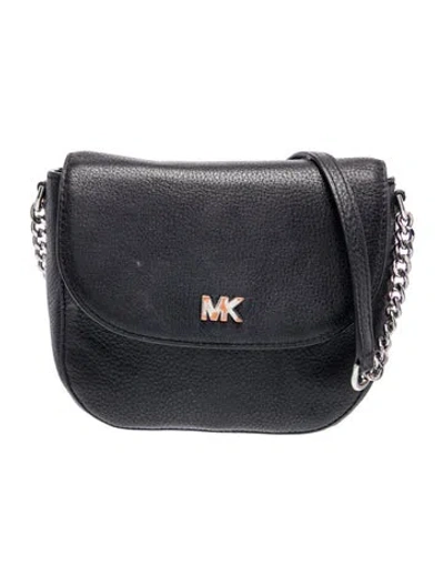 Pre-owned Michael Kors Leather Shoulder Bag In Black