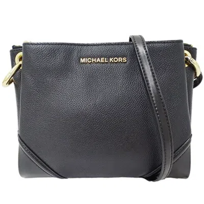 Pre-owned Michael Kors Leather Shoulder Bag () In Black