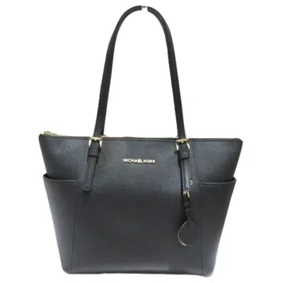Pre-owned Michael Kors Leather Shoulder Bag () In Black