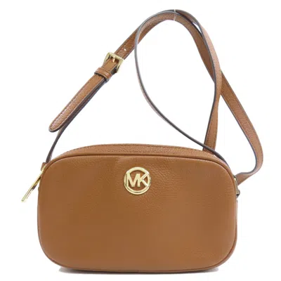Pre-owned Michael Kors Leather Shoulder Bag () In Brown