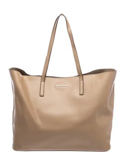 Pre-owned Michael Kors Leather Tote In Neutral