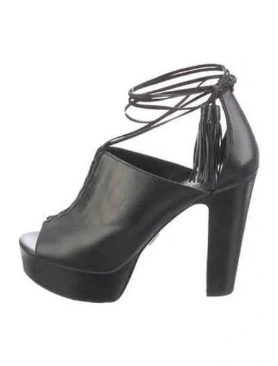 Pre-owned Michael Kors Leather T-strap Pumps In Black