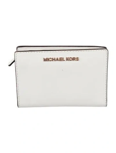 Pre-owned Michael Kors Leather Wallet In White