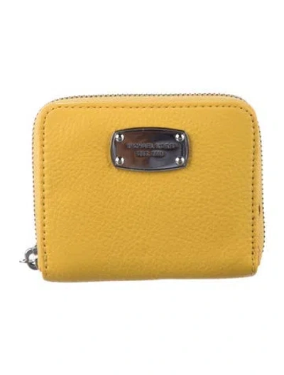 Pre-owned Michael Kors Leather Wallet In Yellow