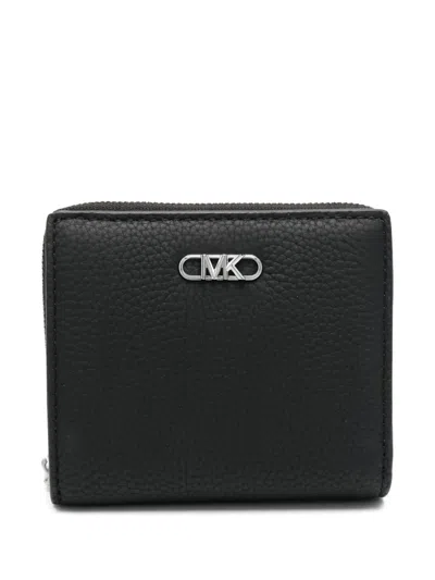 Michael Kors Logo-plaque Wallet In Black