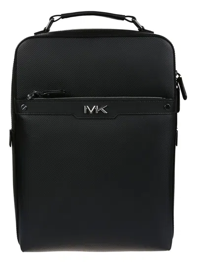 Michael Kors Zipped Leather Backpack In Black