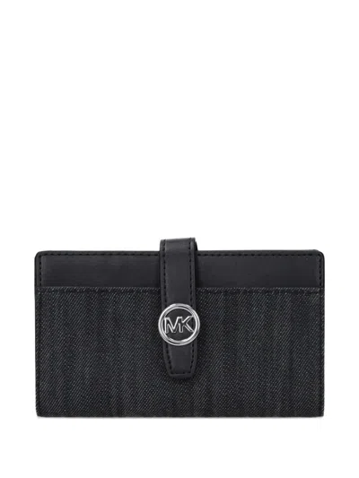 Michael Kors Logo-plaque Wallet In Black