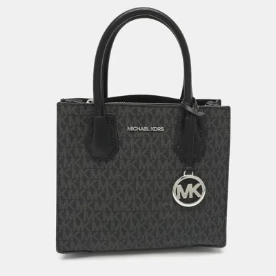 Pre-owned Michael Kors Mercer Medium Grey/black Signature Coated Canvas Tote In Gray