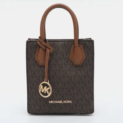 Pre-owned Michael Kors Mercer Xs Brown Signature Coated Canvas And Leather Crossbody Bag
