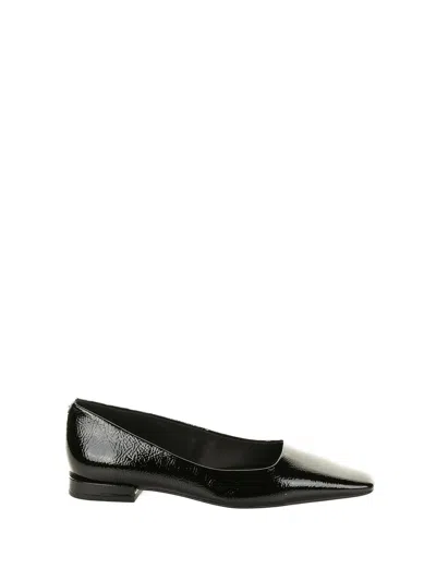 Michael Kors Darrah Ballerina In Calfskin In Black