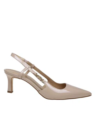 Michael Kors Mid Sling In Patent Leather In Blush