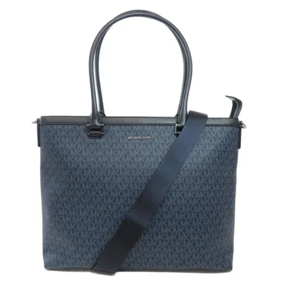 Pre-owned Michael Kors Navy Pvc Tote Bag () In Multi