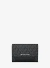 Michael Kors Outlet Jet Set Medium Signature Logo 2-in-1 Wallet In Black